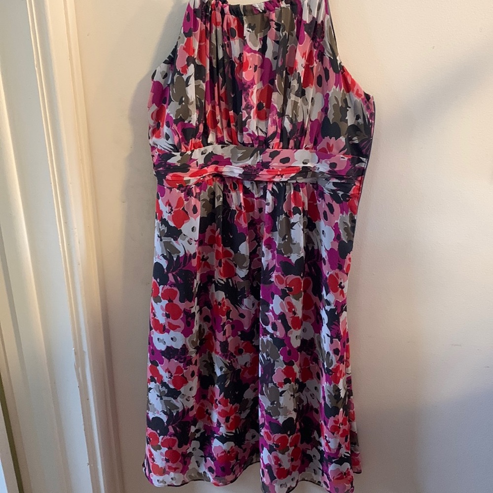 Size 8 limited floral sleeveless dress.